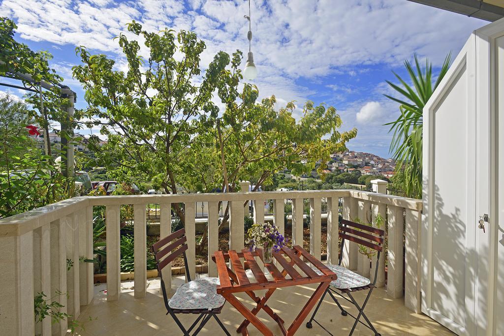 Apartments Micic Hvar Town Exterior photo