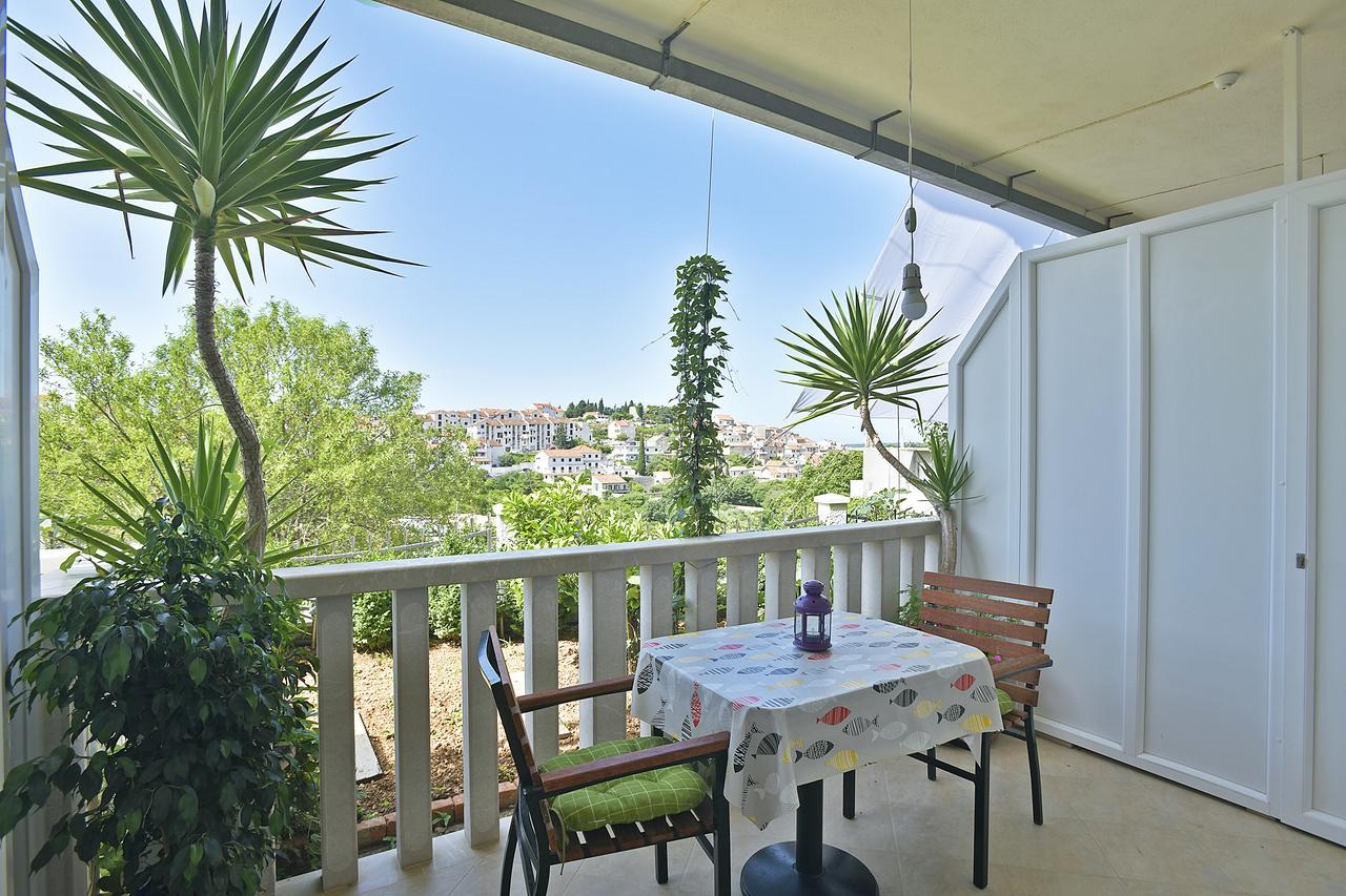 Apartments Micic Hvar Town Exterior photo